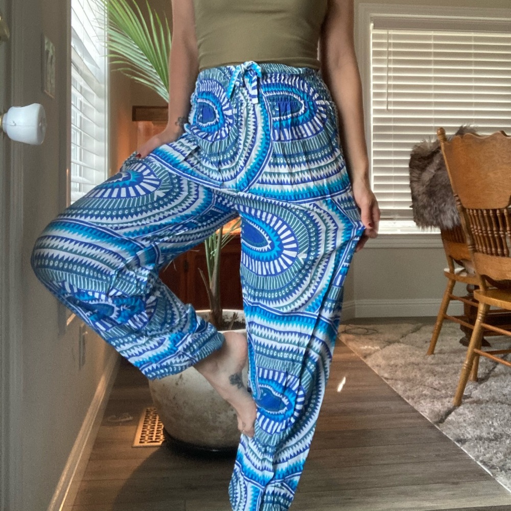 Gorgeous goddess harem pants in blue mandala - Picture 1 of 2